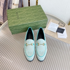 Gucci Flat Shoes